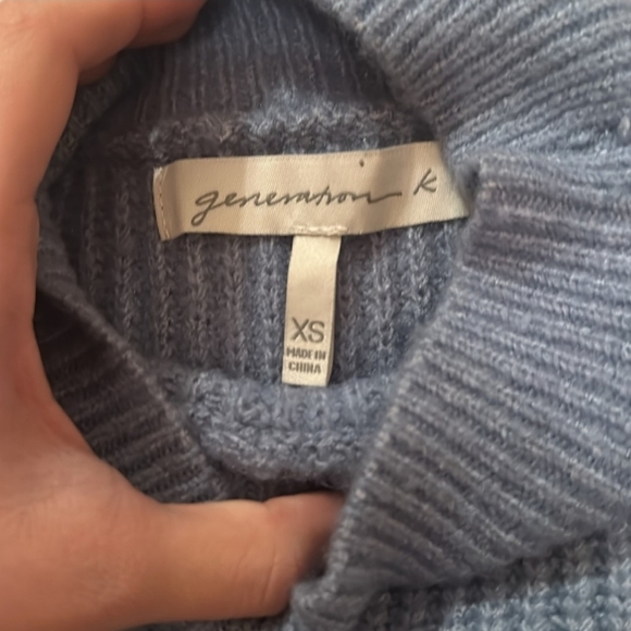 Boutique Fitted Sweater - Picture 3 of 4